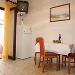 Апартаменты With Parking Space Orebic, Peljesac - 10088