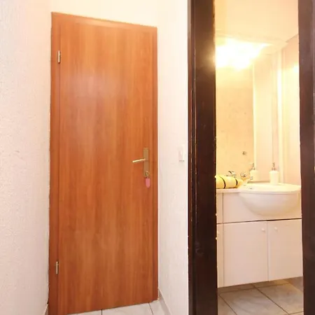 With Parking Space Orebic, Peljesac - 10088 Apartamento