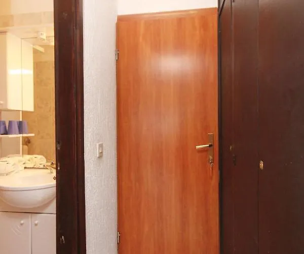 With Parking Space Orebic, Peljesac - 10088 Appartement *